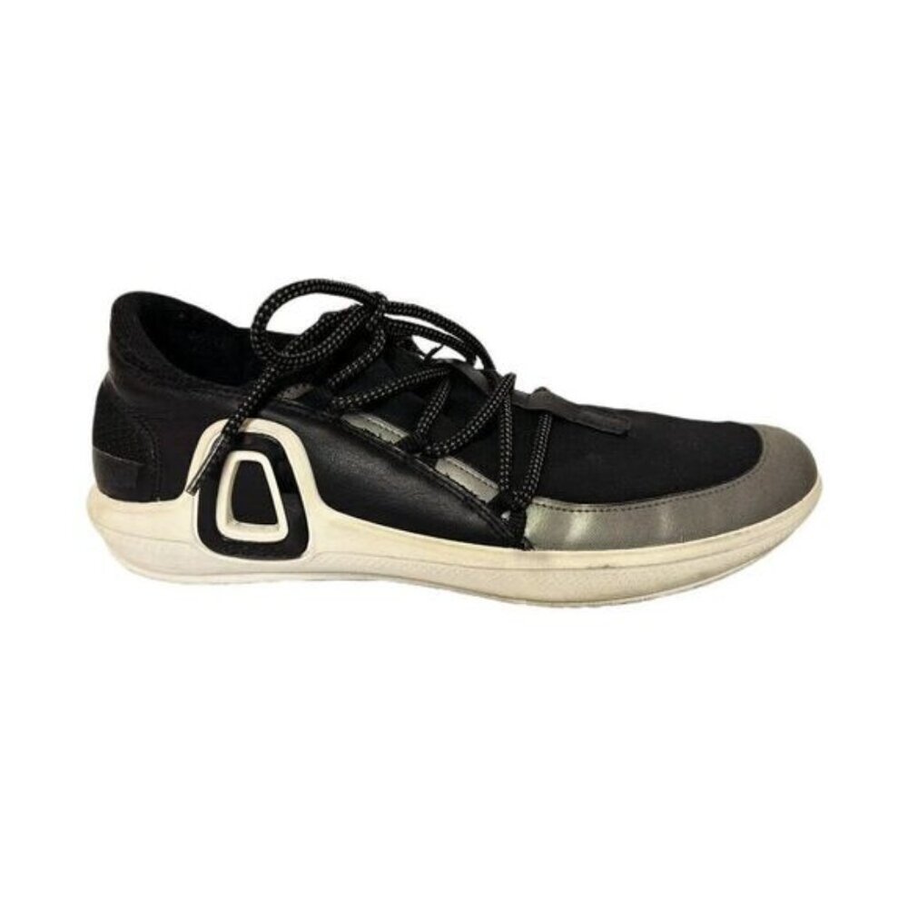 Ecco Intrinsic 3 Black Lace Up Sneakers